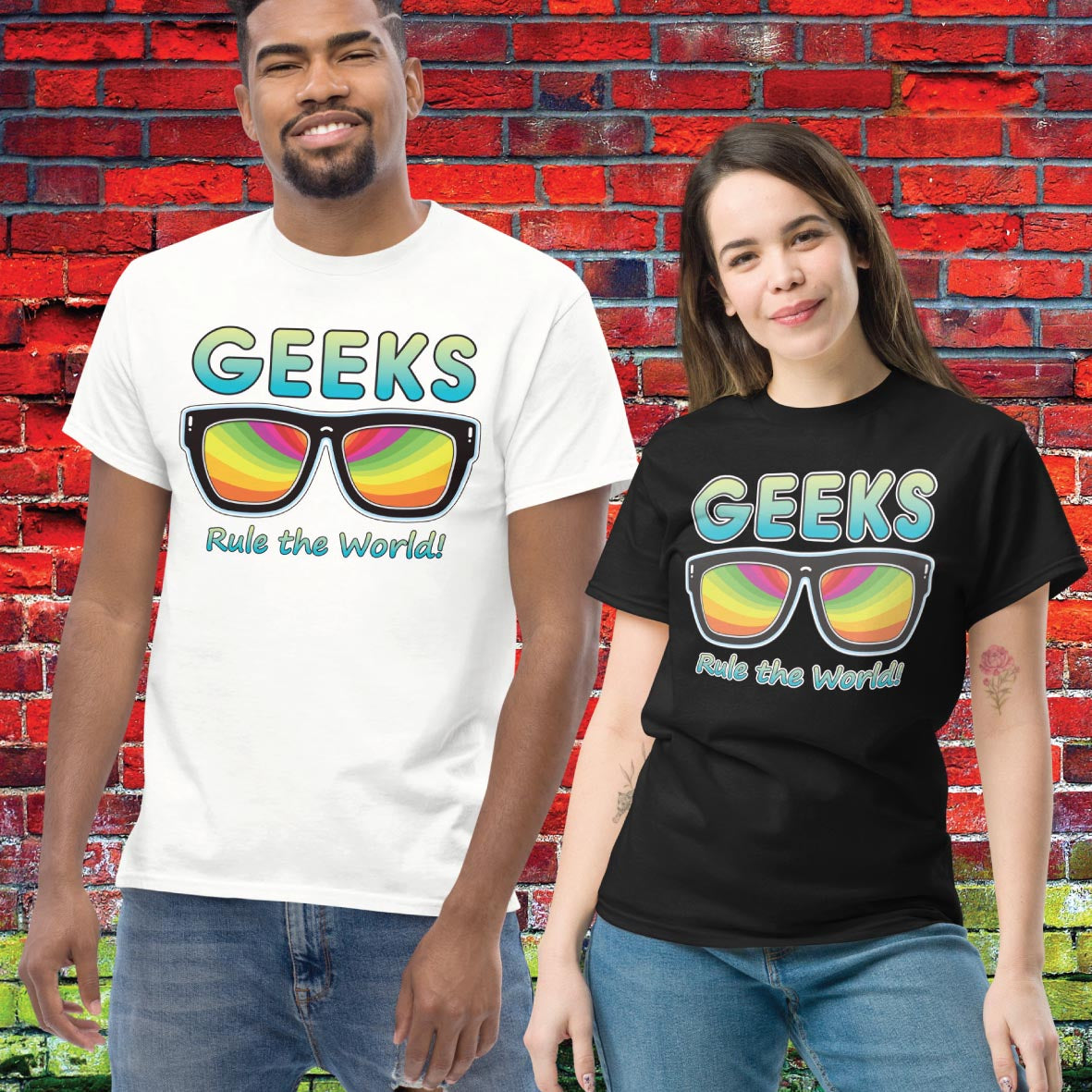 Geeks Rule Funny Slogan Unisex Tee